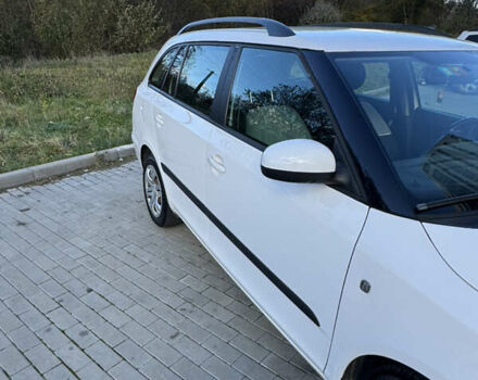 Білий Шкода Фабія, об'ємом двигуна 1.2 л та пробігом 230 тис. км за 7200 $, фото 4 на Automoto.ua