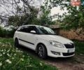 Белый Шкода Фабия, объемом двигателя 1.6 л и пробегом 277 тыс. км за 4000 $, фото 1 на Automoto.ua