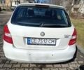 Белый Шкода Фабия, объемом двигателя 1.6 л и пробегом 375 тыс. км за 4300 $, фото 5 на Automoto.ua