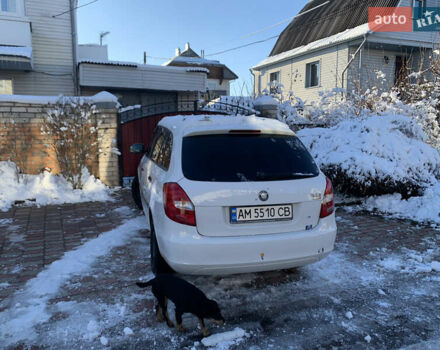 Білий Шкода Фабія, об'ємом двигуна 1.6 л та пробігом 204 тис. км за 5950 $, фото 6 на Automoto.ua