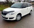 Белый Шкода Фабия, объемом двигателя 1.4 л и пробегом 217 тыс. км за 4500 $, фото 1 на Automoto.ua
