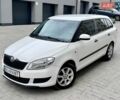 Білий Шкода Фабія, об'ємом двигуна 1.6 л та пробігом 257 тис. км за 4899 $, фото 1 на Automoto.ua