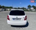 Білий Шкода Фабія, об'ємом двигуна 1.39 л та пробігом 285 тис. км за 5390 $, фото 6 на Automoto.ua