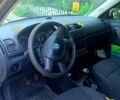 Белый Шкода Фабия, объемом двигателя 1.2 л и пробегом 335 тыс. км за 6200 $, фото 8 на Automoto.ua