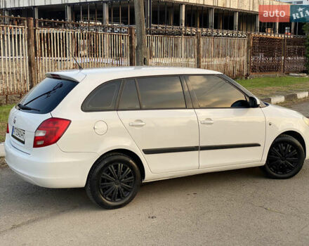 Шкода Фабія 2010 у Івано-Франківську на Automoto.ua Білий Шкода Фабія, об'ємом двигуна 1.6 л та пробігом 350 тис. км за 5500 $, фото 6 на Automoto.ua