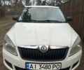 Белый Шкода Фабия, объемом двигателя 1.6 л и пробегом 290 тыс. км за 4150 $, фото 1 на Automoto.ua