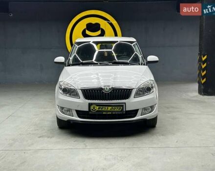 Білий Шкода Фабія, об'ємом двигуна 1.2 л та пробігом 240 тис. км за 5800 $, фото 1 на Automoto.ua
