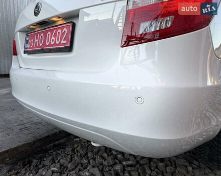 Белый Шкода Фабия, объемом двигателя 1.4 л и пробегом 158 тыс. км за 5700 $, фото 12 на Automoto.ua