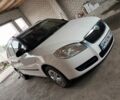 Белый Шкода Фабия, объемом двигателя 1.2 л и пробегом 220 тыс. км за 5100 $, фото 1 на Automoto.ua