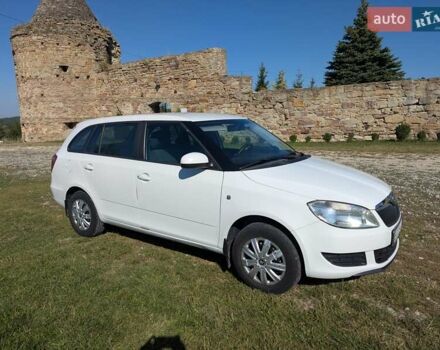 Білий Шкода Фабія, об'ємом двигуна 1.6 л та пробігом 240 тис. км за 5500 $, фото 2 на Automoto.ua