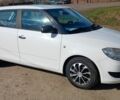 Белый Шкода Фабия, объемом двигателя 1.6 л и пробегом 358 тыс. км за 4800 $, фото 1 на Automoto.ua