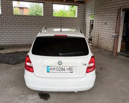 Белый Шкода Фабия, объемом двигателя 1.2 л и пробегом 220 тыс. км за 5200 $, фото 7 на Automoto.ua
