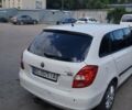 Белый Шкода Фабия, объемом двигателя 1.6 л и пробегом 290 тыс. км за 4800 $, фото 6 на Automoto.ua
