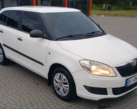 Белый Шкода Фабия, объемом двигателя 1.2 л и пробегом 248 тыс. км за 4850 $, фото 5 на Automoto.ua