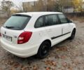 Белый Шкода Фабия, объемом двигателя 1.4 л и пробегом 250 тыс. км за 4300 $, фото 5 на Automoto.ua