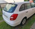 Белый Шкода Фабия, объемом двигателя 1.6 л и пробегом 280 тыс. км за 5000 $, фото 8 на Automoto.ua