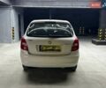 Білий Шкода Фабія, об'ємом двигуна 1.2 л та пробігом 240 тис. км за 5800 $, фото 4 на Automoto.ua