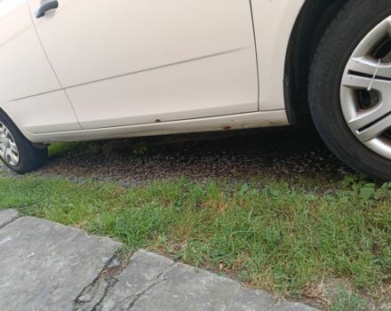 Белый Шкода Фабия, объемом двигателя 1.6 л и пробегом 280 тыс. км за 5000 $, фото 8 на Automoto.ua