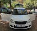 Белый Шкода Фабия, объемом двигателя 1.6 л и пробегом 313 тыс. км за 4200 $, фото 1 на Automoto.ua