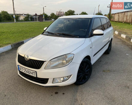 Шкода Фабія 2010 у Івано-Франківську на Automoto.ua Білий Шкода Фабія, об'ємом двигуна 1.6 л та пробігом 350 тис. км за 5500 $, фото 1 на Automoto.ua