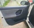 Белый Шкода Фабия, объемом двигателя 1.39 л и пробегом 250 тыс. км за 3850 $, фото 12 на Automoto.ua