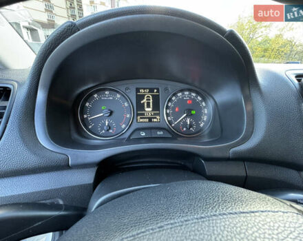 Білий Шкода Фабія, об'ємом двигуна 1.2 л та пробігом 230 тис. км за 7200 $, фото 16 на Automoto.ua