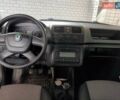 Белый Шкода Фабия, объемом двигателя 1.2 л и пробегом 220 тыс. км за 5200 $, фото 1 на Automoto.ua