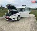 Белый Шкода Фабия, объемом двигателя 1.4 л и пробегом 202 тыс. км за 7850 $, фото 3 на Automoto.ua