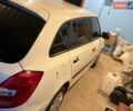 Белый Шкода Фабия, объемом двигателя 1.6 л и пробегом 287 тыс. км за 4600 $, фото 1 на Automoto.ua