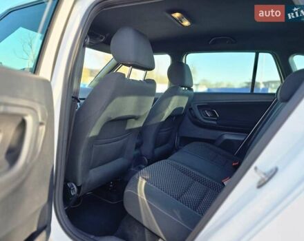 Белый Шкода Фабия, объемом двигателя 1.4 л и пробегом 188 тыс. км за 7950 $, фото 28 на Automoto.ua