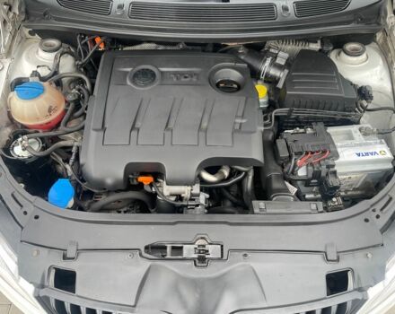 Белый Шкода Фабия, объемом двигателя 0 л и пробегом 248 тыс. км за 4999 $, фото 10 на Automoto.ua