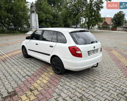 Білий Шкода Фабія, об'ємом двигуна 1.2 л та пробігом 257 тис. км за 4500 $, фото 4 на Automoto.ua