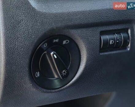 Белый Шкода Фабия, объемом двигателя 1.4 л и пробегом 188 тыс. км за 7950 $, фото 49 на Automoto.ua