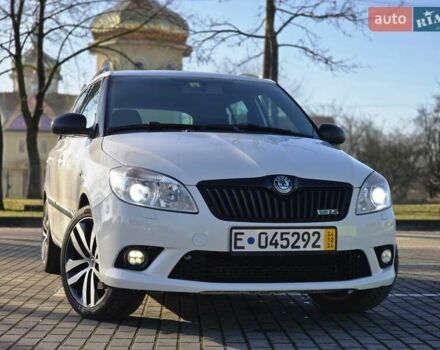Белый Шкода Фабия, объемом двигателя 1.4 л и пробегом 188 тыс. км за 7950 $, фото 10 на Automoto.ua