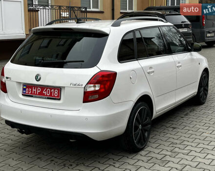 Белый Шкода Фабия, объемом двигателя 1.4 л и пробегом 167 тыс. км за 8499 $, фото 4 на Automoto.ua