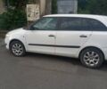 Белый Шкода Фабия, объемом двигателя 1.6 л и пробегом 250 тыс. км за 5300 $, фото 3 на Automoto.ua