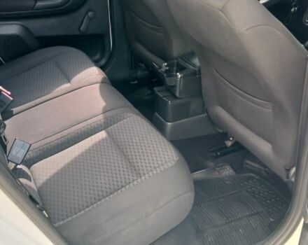 Белый Шкода Фабия, объемом двигателя 1.4 л и пробегом 220 тыс. км за 5800 $, фото 15 на Automoto.ua