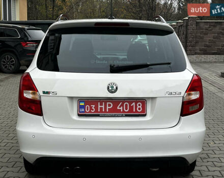 Белый Шкода Фабия, объемом двигателя 1.4 л и пробегом 167 тыс. км за 8499 $, фото 5 на Automoto.ua