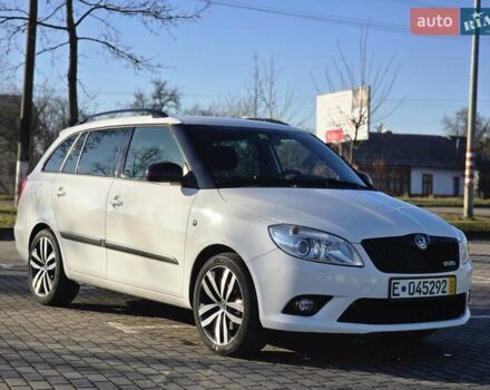 Белый Шкода Фабия, объемом двигателя 1.4 л и пробегом 188 тыс. км за 7950 $, фото 19 на Automoto.ua