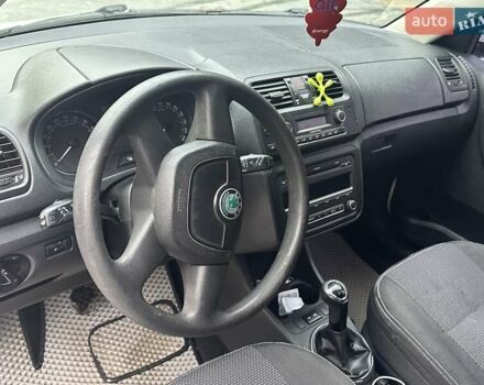 Білий Шкода Фабія, об'ємом двигуна 1.2 л та пробігом 275 тис. км за 5250 $, фото 9 на Automoto.ua