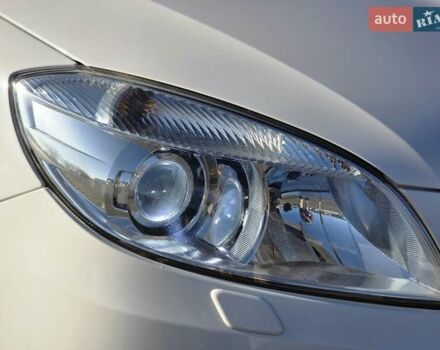 Белый Шкода Фабия, объемом двигателя 1.4 л и пробегом 188 тыс. км за 7950 $, фото 22 на Automoto.ua