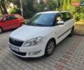 Белый Шкода Фабия, объемом двигателя 1.6 л и пробегом 236 тыс. км за 5400 $, фото 1 на Automoto.ua