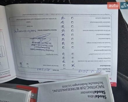 Белый Шкода Фабия, объемом двигателя 1.4 л и пробегом 188 тыс. км за 7950 $, фото 53 на Automoto.ua