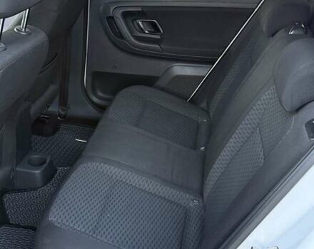 Білий Шкода Фабія, об'ємом двигуна 1.2 л та пробігом 460 тис. км за 5490 $, фото 18 на Automoto.ua