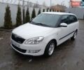 Белый Шкода Фабия, объемом двигателя 1.2 л и пробегом 240 тыс. км за 5500 $, фото 1 на Automoto.ua