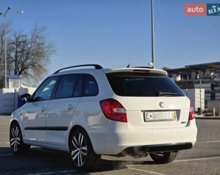 Белый Шкода Фабия, объемом двигателя 1.4 л и пробегом 188 тыс. км за 7950 $, фото 18 на Automoto.ua