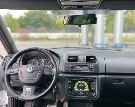 Білий Шкода Фабія, об'ємом двигуна 1.4 л та пробігом 190 тис. км за 8900 $, фото 15 на Automoto.ua