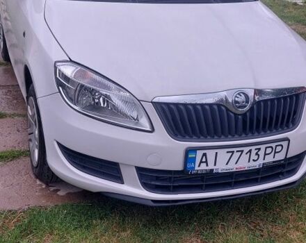 Белый Шкода Фабия, объемом двигателя 1.6 л и пробегом 250 тыс. км за 6200 $, фото 2 на Automoto.ua