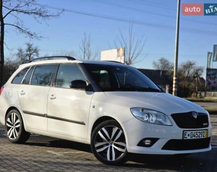 Белый Шкода Фабия, объемом двигателя 1.4 л и пробегом 188 тыс. км за 7950 $, фото 13 на Automoto.ua