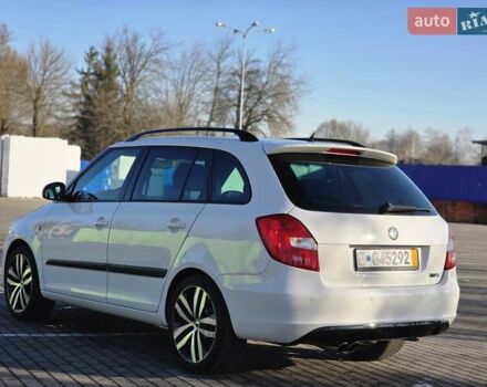 Белый Шкода Фабия, объемом двигателя 1.4 л и пробегом 188 тыс. км за 7950 $, фото 14 на Automoto.ua